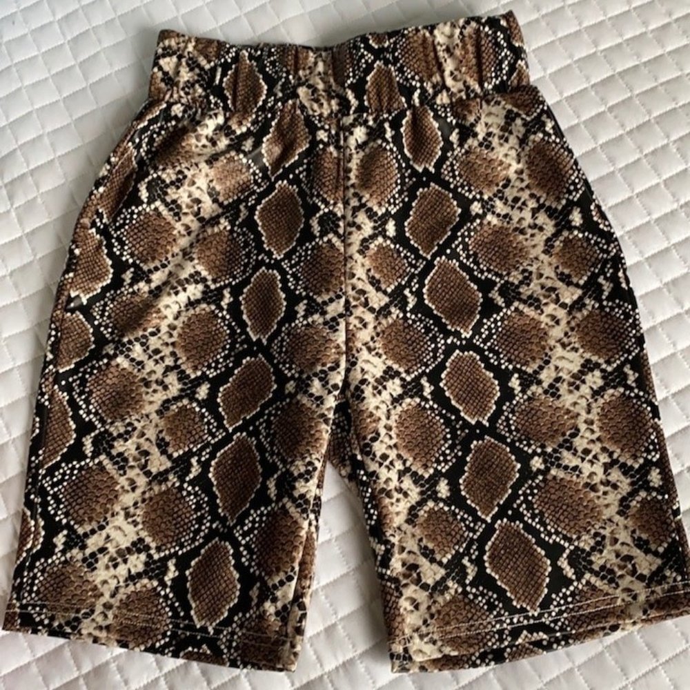 ByEGREIS "MILEY" PYTHON PRINT FAUX LEATHER BIKER SHORTS SIZE MEDIUM